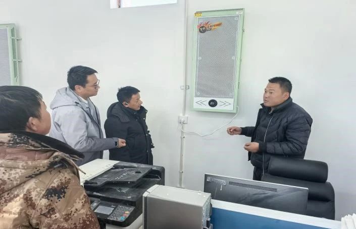 聂荣县委组织部开展村居项目落实情况督导检查工作.jpg